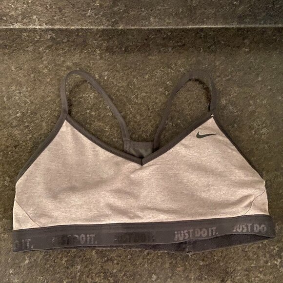 Nike Indy Sports Bra - Medium - Picture 2 of 4